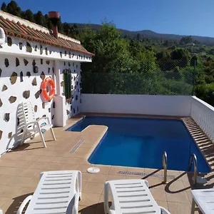 https://holiday-home-lacerca.in-canary-islands.com