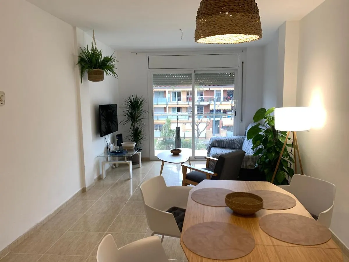 Acogedor Apartamento Con Piscina En Vilafortuny, Cambrils Spain